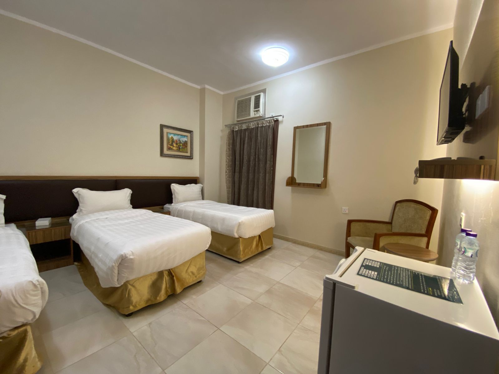 غرفة ثنائية